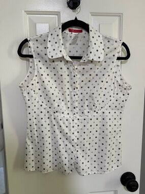Anne Klein White Polka Dot Sleeveless Button-Front Camisole
